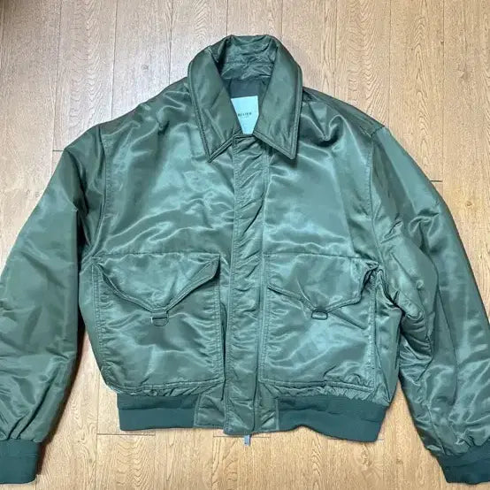 [BUNJANG] Vellie Oversized Bomber Jacket - Khaki (M) / 벨리에 오버사이즈 봄버 카키 M