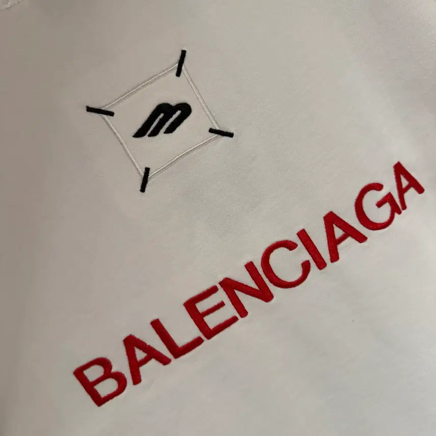 [BUNJANG] Balenciaga Small Logo Basic T-shirt Red Logo / L 발렌시아가 스몰로고 기본티셔츠 반팔티셔츠 여름 남성 레드로고