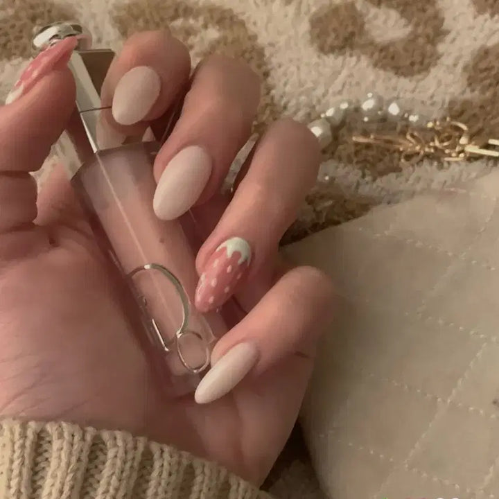 [BUNJANG] Handmade Strawberry Nail Tips / 딸기 수제 네일팁