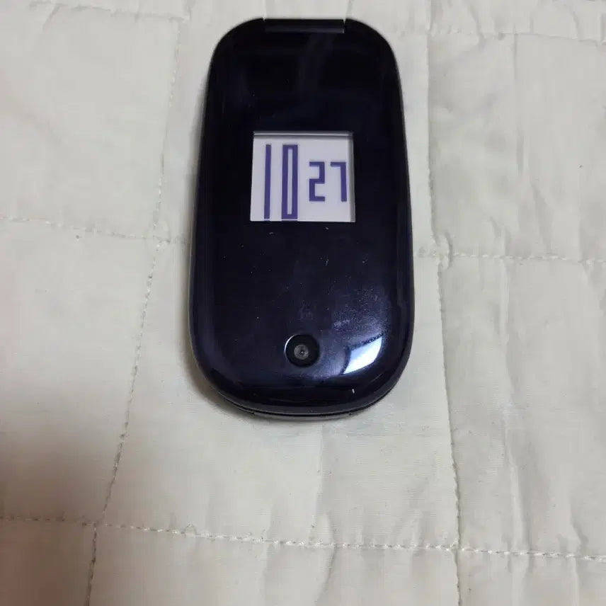 [BUNJANG] Vintage Japanese Y2K Fold Phone Prop / [빈티지]고전 y2k 일본 폴더폰 모형폰 목업폰