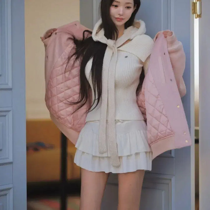 [BUNJANG] KINDAME Varsity Jacket - Lupi Pink / 카인다미 배색 바시티 자켓 루피핑크-F