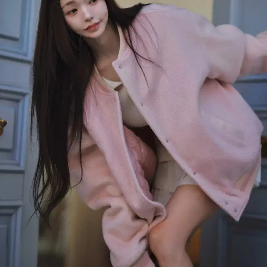 [BUNJANG] KINDAME Varsity Jacket - Lupi Pink / 카인다미 배색 바시티 자켓 루피핑크-F