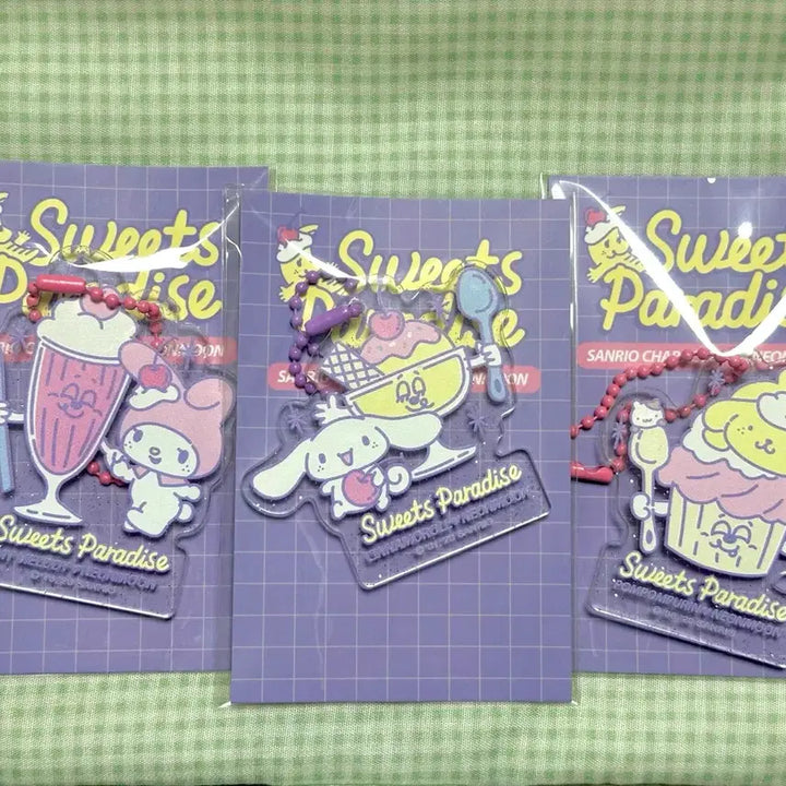 [BUNJANG] Sanrio Neon Moon Keyring - My Melody / 산리오 네온문 키링 마이멜로디 시나모롤 폼폼푸린