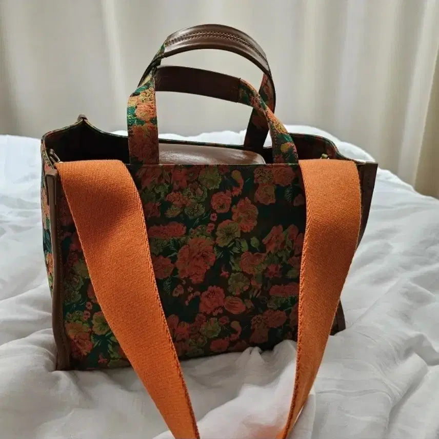 [BUNJANG] Kims XXX Floral Pattern Tote Bag / 여성가방