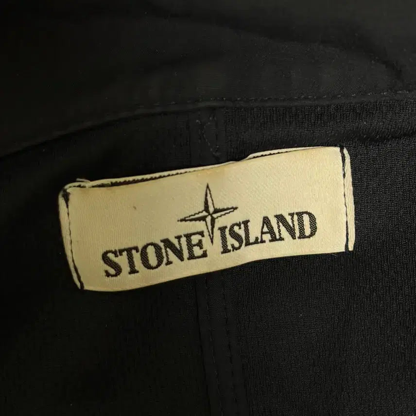 [BUNJANG] Stone Island Soft Shell Navy Jacket / 스톤아일랜드 소프트쉘 네이비