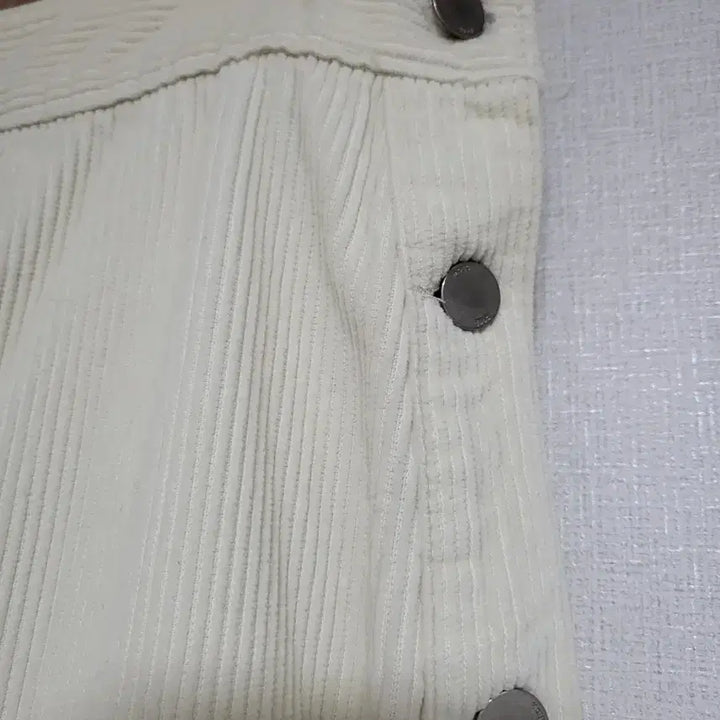 [BUNJANG] Corduroy Skirt / 옆단추 포인트 골덴 코듀로이 스커트/ 새상품