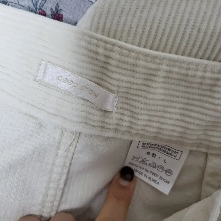 [BUNJANG] Corduroy Skirt / 옆단추 포인트 골덴 코듀로이 스커트/ 새상품