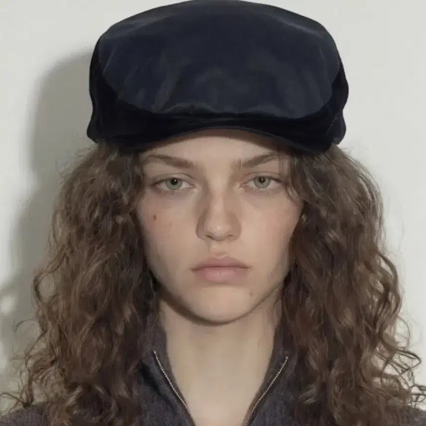 [BUNJANG] Black Velvet Hunting Cap (Under Control Studio) / (택포) 블랙 벨벳 헌팅캡 (언더컨트롤 스튜디오)