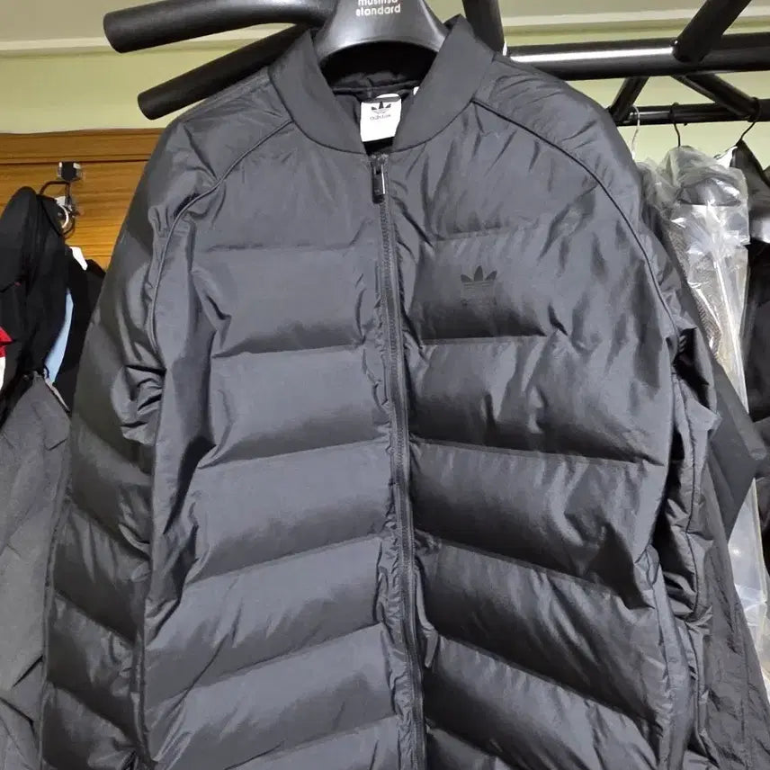 [BUNJANG] Adidas SST Black Padded Down Jacket M / 아디다스 SST다운 블랙 패딩 점퍼 M