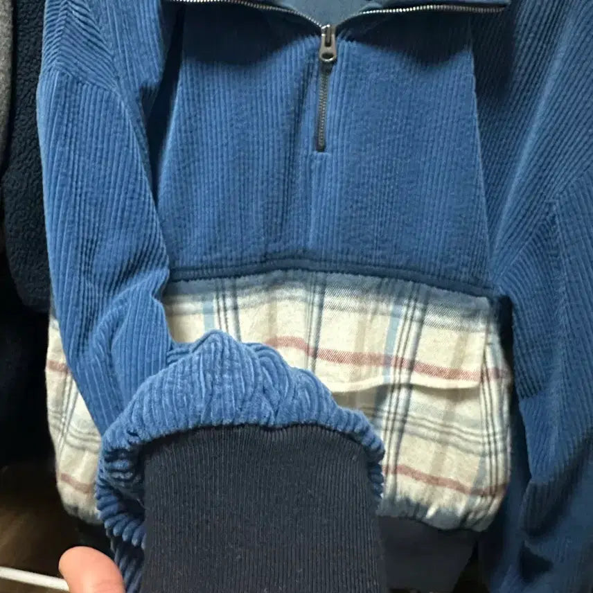 [BUNJANG] The Ilma Corduroy Hooded Jacket / 더일마 코듀로이 후드