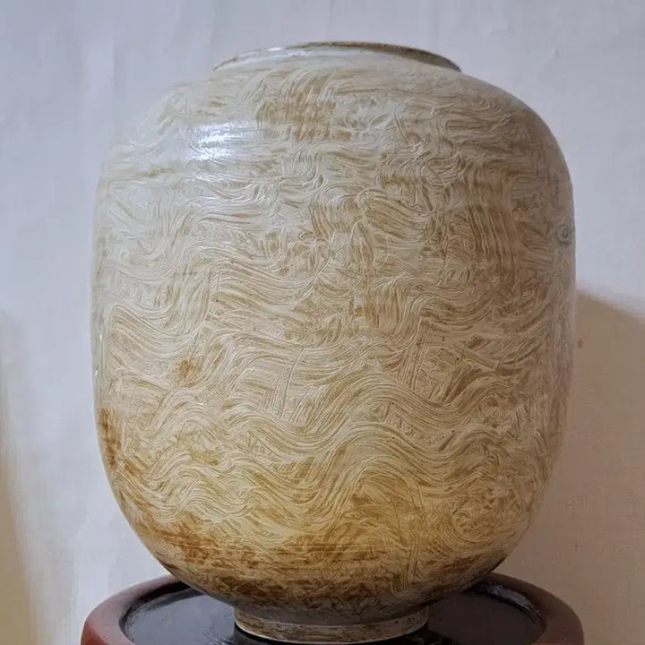 [BUNJANG] Buncheong Moon Jar with Blue and Red Painting / 분청 귀알에 청화 진사가 어우러진 달항아리