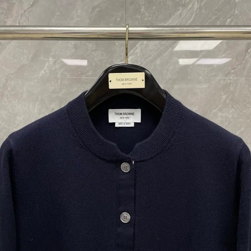 [BUNJANG] Thom Browne 4-Bar Navy Wool Cardigan / 톰브라운 가디건 4바 남녀사이즈 울 봄 시즌 네이베 색상