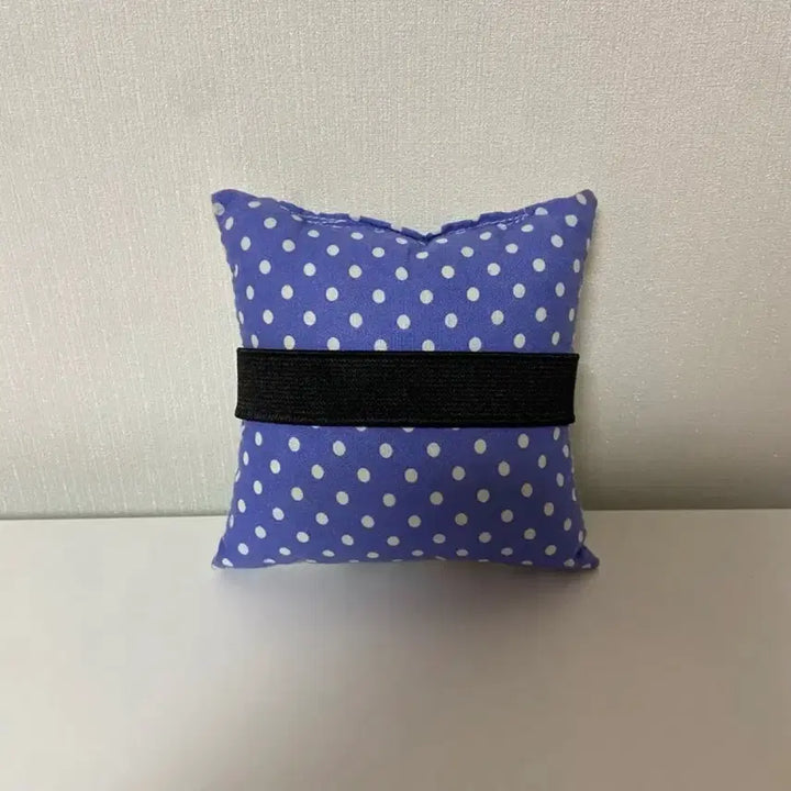 [BUNJANG] Re: Zero Rem Wrist Cushion / Re: 제로부터 시작하는 이세계 생활 렘 손목 쿠션 미소녀 쿠션 판매