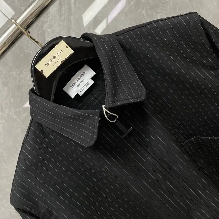 [BUNJANG] Thom Browne Striped Long Sleeve Shirt / 톰브라운 긴팔티셔츠 스트라이프 블랙 남녀사이즈 봄 시즌 셔츠