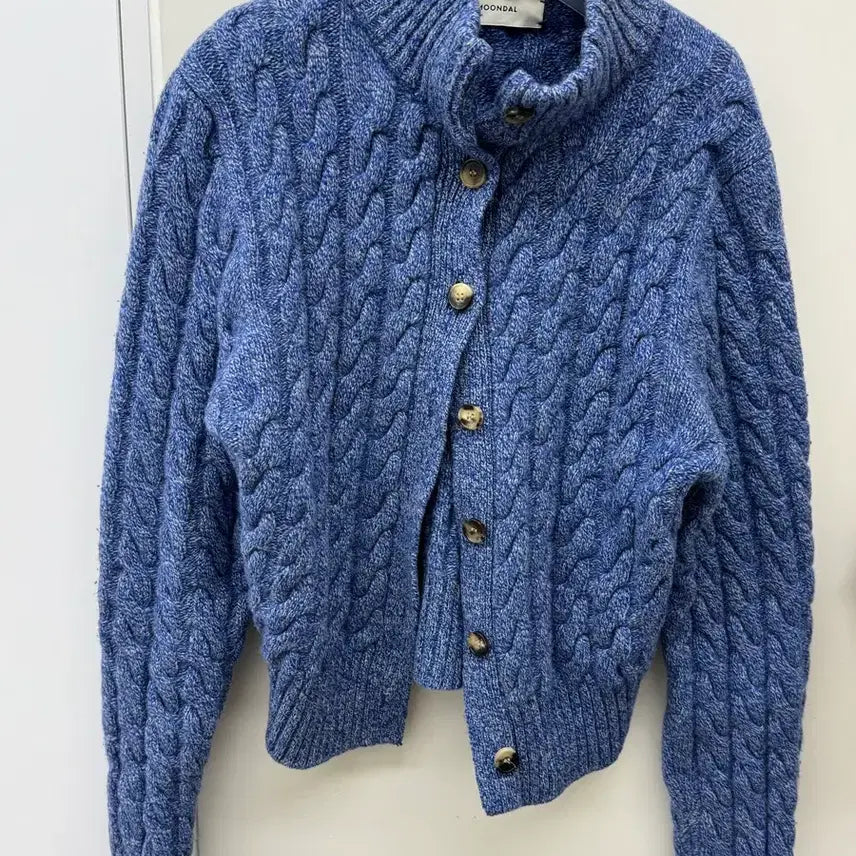[BUNJANG] MOONDAL Cable Knit Mock Neck Cardigan / 문달 모크넥 케이블 가디건 MOONDAL