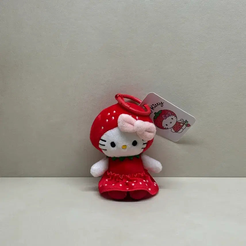 [BUNJANG] Hello Kitty Red Strawberry Keyring Doll / 빨간딸기 키티 인형 키링