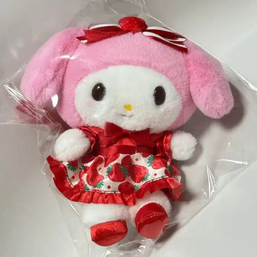 [BUNJANG] Sanrio My Melody 50th Anniversary Mascot Keyring / 마이멜로디 이치고신문 50주년 마스코트 인형키링