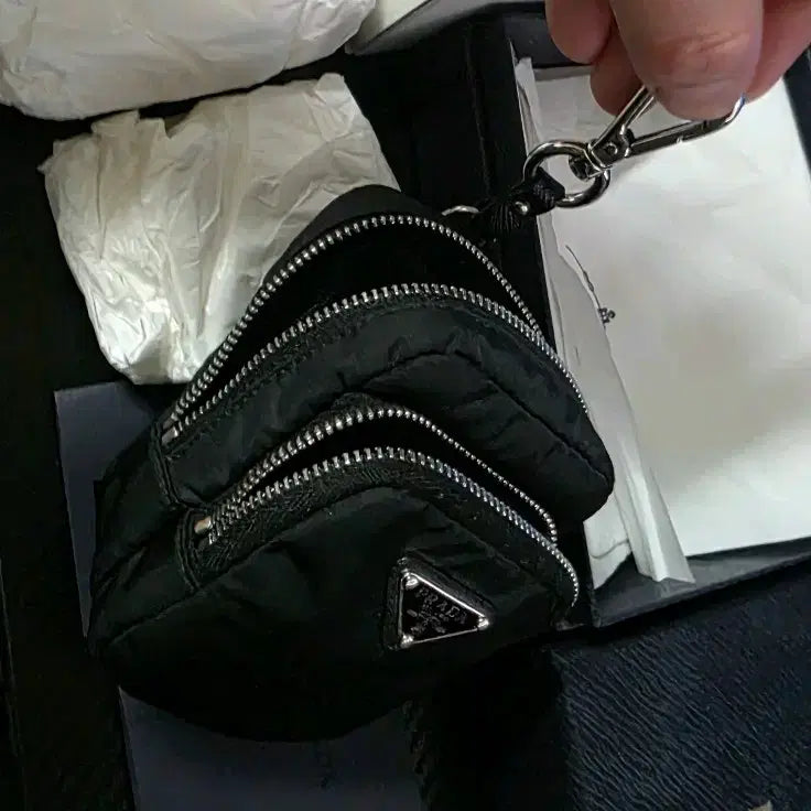 [BUNJANG] Prada Pouch Keyring / 프라다 파우치 키링