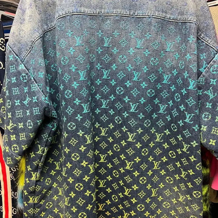 [BUNJANG] Louis Vuitton Rainbow Denim Shirt / 루이비통 레인보우 데님셔츠