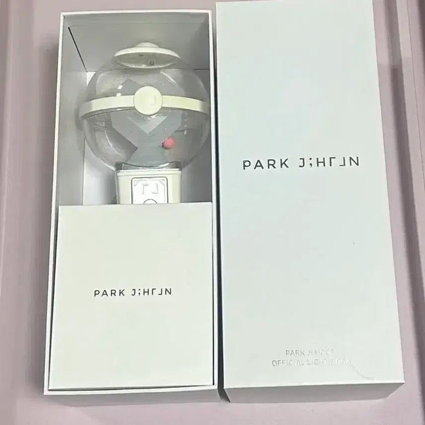 [BUNJANG] Park Jihoon Light Stick / 박지훈 응원봉 양도