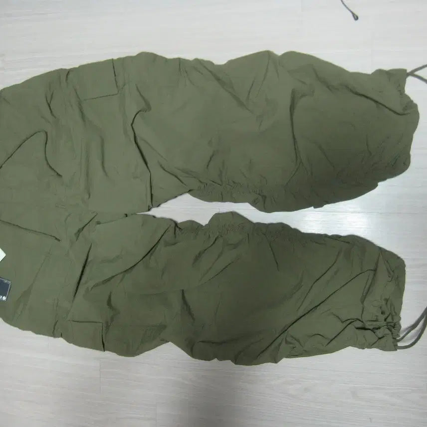 [SOLD OUT] 미사용  XTONZ 카고바지 뽀대남