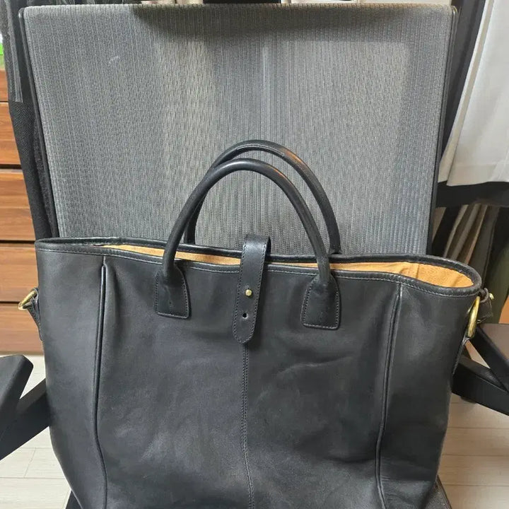[BUNJANG] Polo Ralph Lauren Black Leather Tote Bag (Big Bag) / 폴로 랄프로렌 블랙 가죽 토트백(빅백)