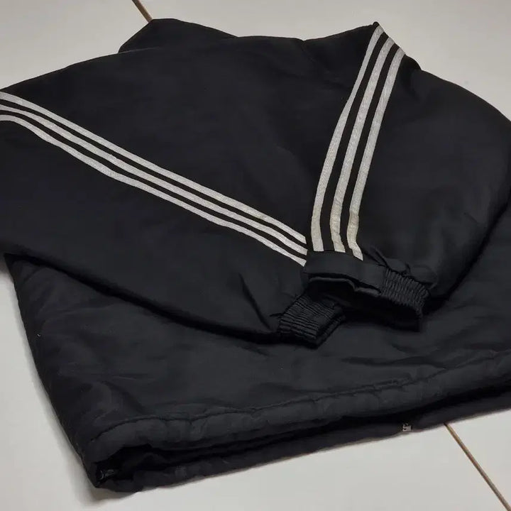 [BUNJANG] Adidas Old School Windbreaker Jacket / 90&