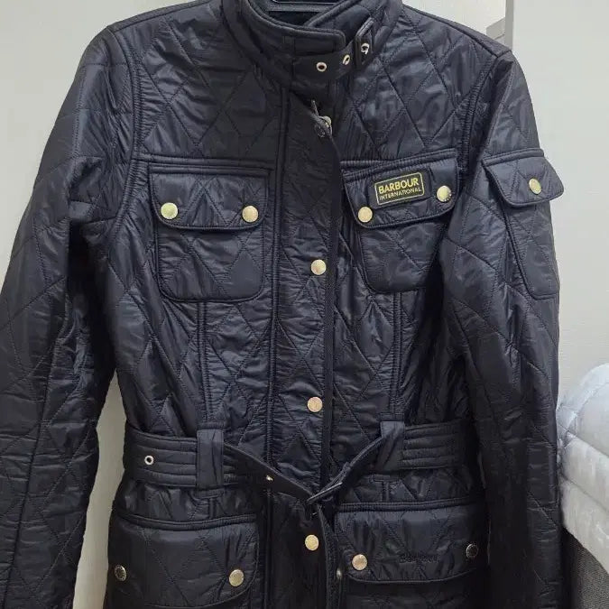 [BUNJANG] Barbour International Quilted Jacket Black Women's / 바버 인터네셔널 퀼팅 자켓 블랙 여성용