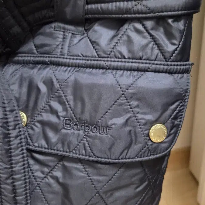 [BUNJANG] Barbour International Quilted Jacket Black Women's / 바버 인터네셔널 퀼팅 자켓 블랙 여성용