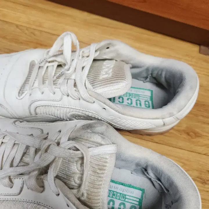 [BUNJANG] Gucci GG Embossed Sneakers White / 구찌 GG 엠보싱 스니커즈 화이트