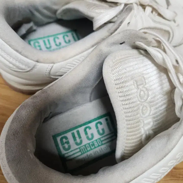 [BUNJANG] Gucci GG Embossed Sneakers White / 구찌 GG 엠보싱 스니커즈 화이트
