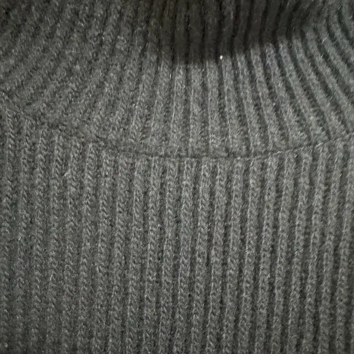 [BUNJANG] Vov VL Black Ribbed Turtleneck Sweater / 보브브이엘블랙 골지폴라 니트 스웨터