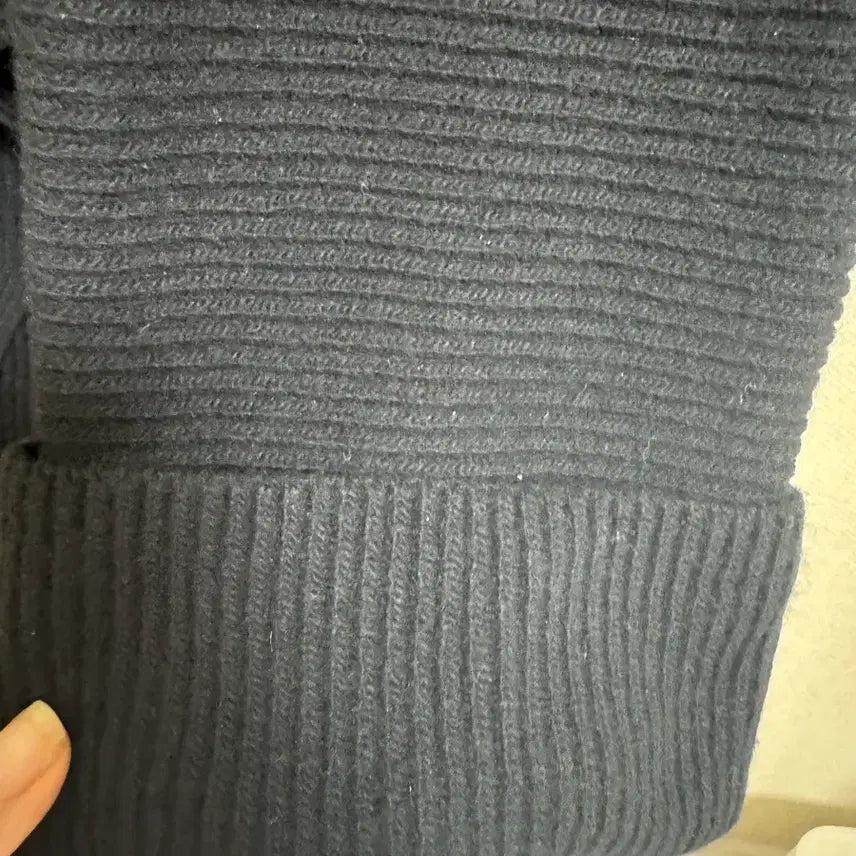 [BUNJANG] Vov VL Black Ribbed Turtleneck Sweater / 보브브이엘블랙 골지폴라 니트 스웨터