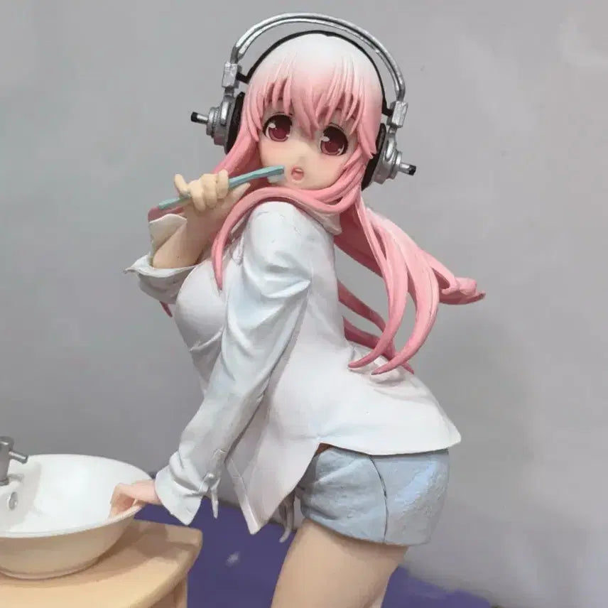 [BUNJANG] Super Sonico Morning Brushing Figure / 슈퍼 소니코 생활 밀착 취재 아침의 양치질 피규어 미소녀