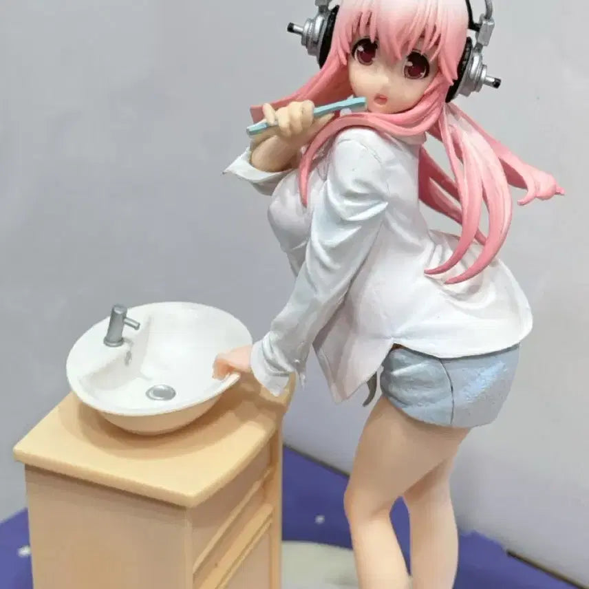 [BUNJANG] Super Sonico Morning Brushing Figure / 슈퍼 소니코 생활 밀착 취재 아침의 양치질 피규어 미소녀