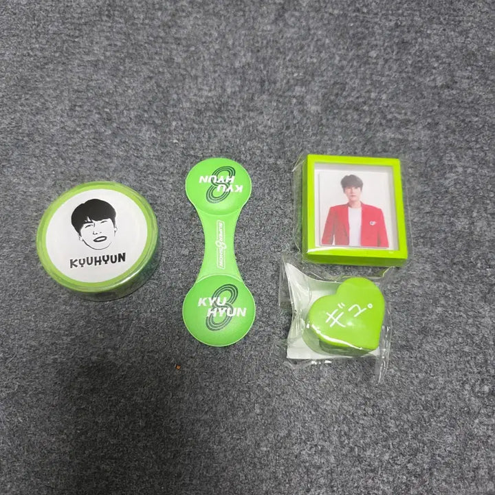 [BUNJANG] Super Junior Kyuhyun SS8 Japan Goods Bundle Set / 슈퍼주니어 규현 굿즈 일괄