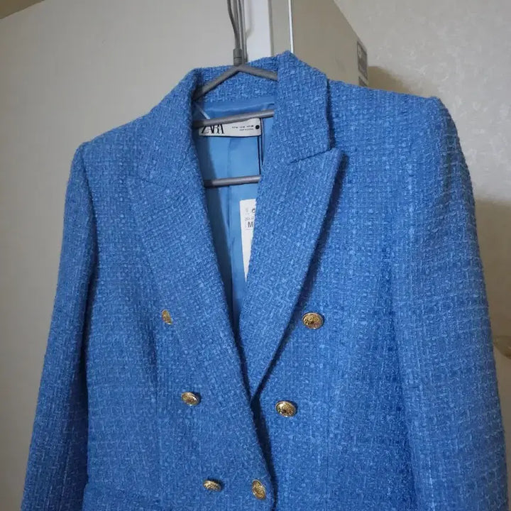 [BUNJANG] Zara Blue Tweed Gold Button Jacket / 새상품)자라 블루 트위드 금장 버튼 자켓