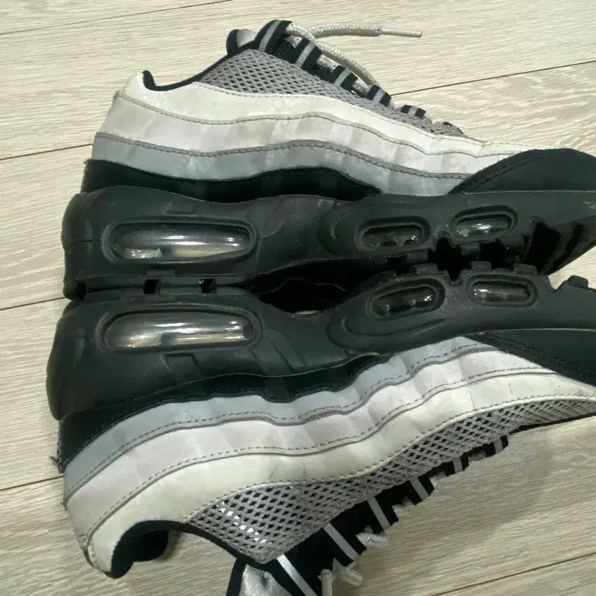 [BUNJANG] Nike Air Max 95 Safari Sneakers / 나이키 에어맥스 95 사파리 / 230-235