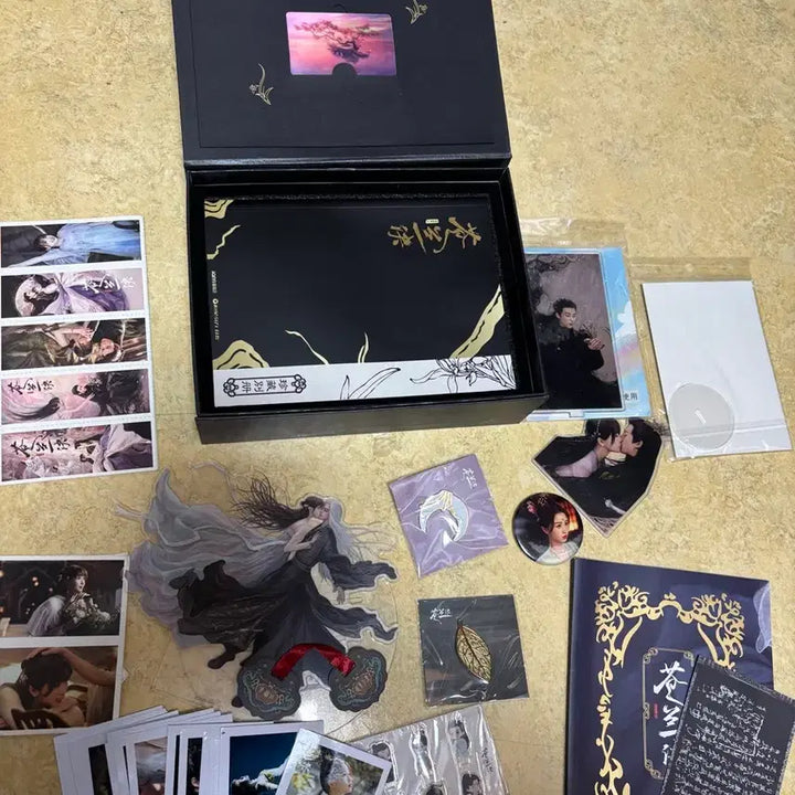 [BUNJANG] Love Between Fairy and Devil Merchandise Bundle / 중드 창란결 굿즈 모음