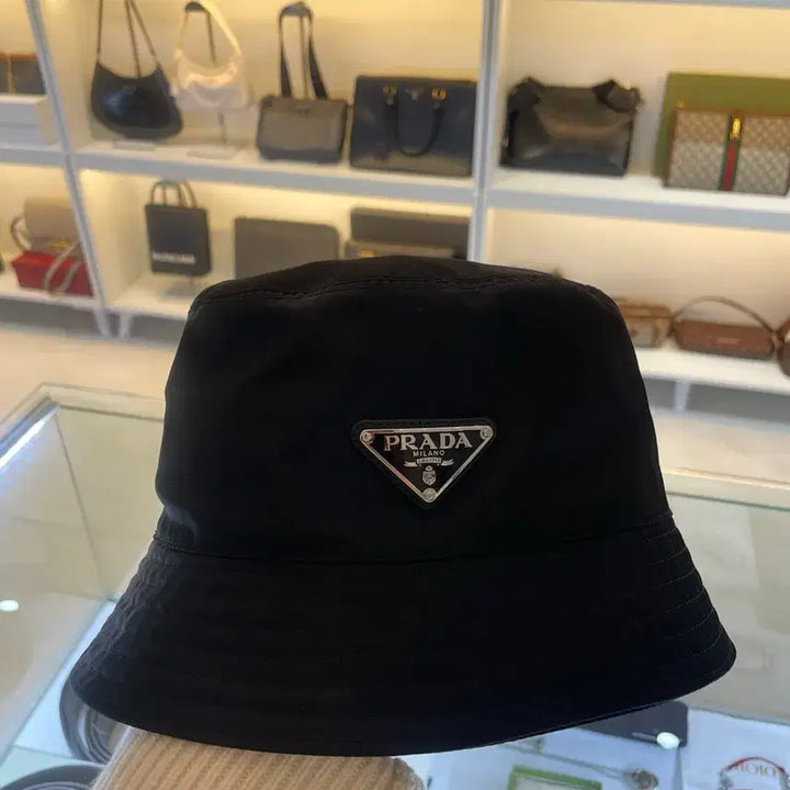 [BUNJANG] Prada Re-Nylon Bucket Hat / [정품/L] 프라다 리나일론 버킷햇