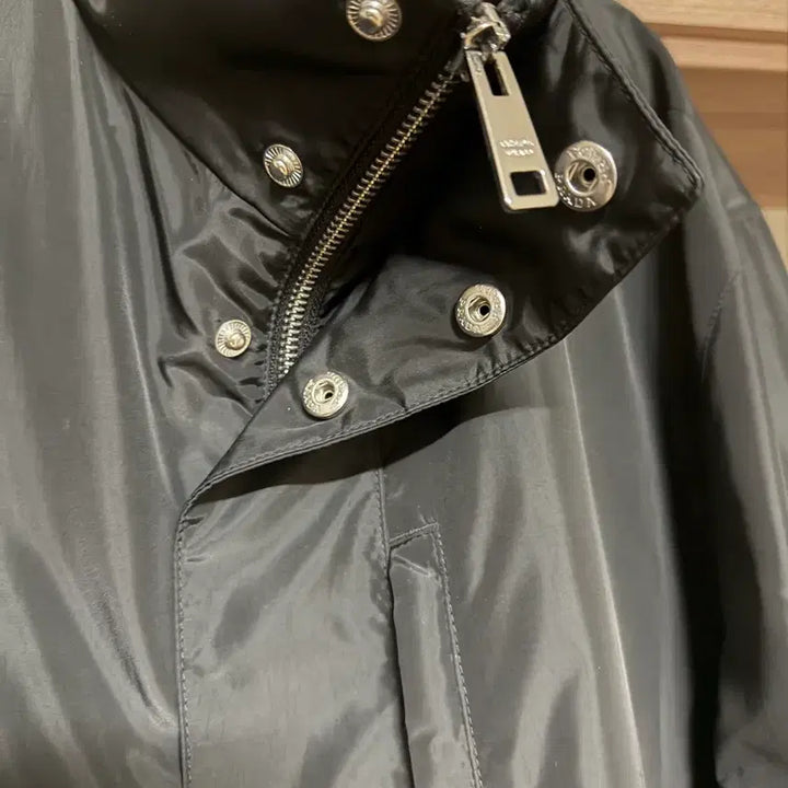 [BUNJANG] Prada Men's Windbreaker Jacket / 프라다 블랙 남성 바람막이 자켓[54]