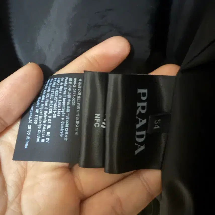 [BUNJANG] Prada Men's Windbreaker Jacket / 프라다 블랙 남성 바람막이 자켓[54]