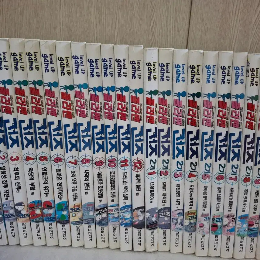 [BUNJANG] Zolaman Guns Comic Book Set / 졸라맨 건즈1기~3기 만화책 총42권