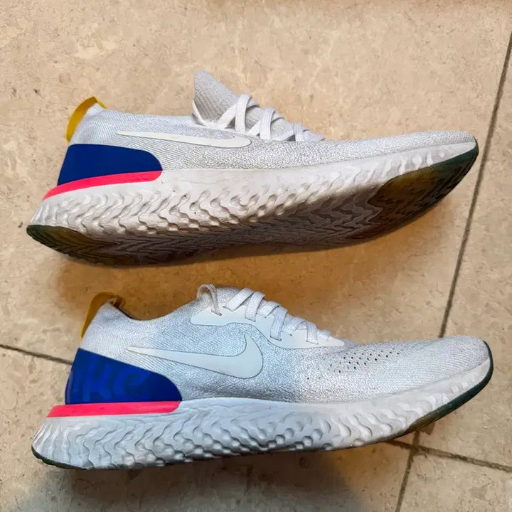 [BUNJANG] Nike Epic React Flyknit White Blue Pink Sneakers (Size 270) / 나이키 에픽 리액트 플라이니트 흰파핑 270 사이즈