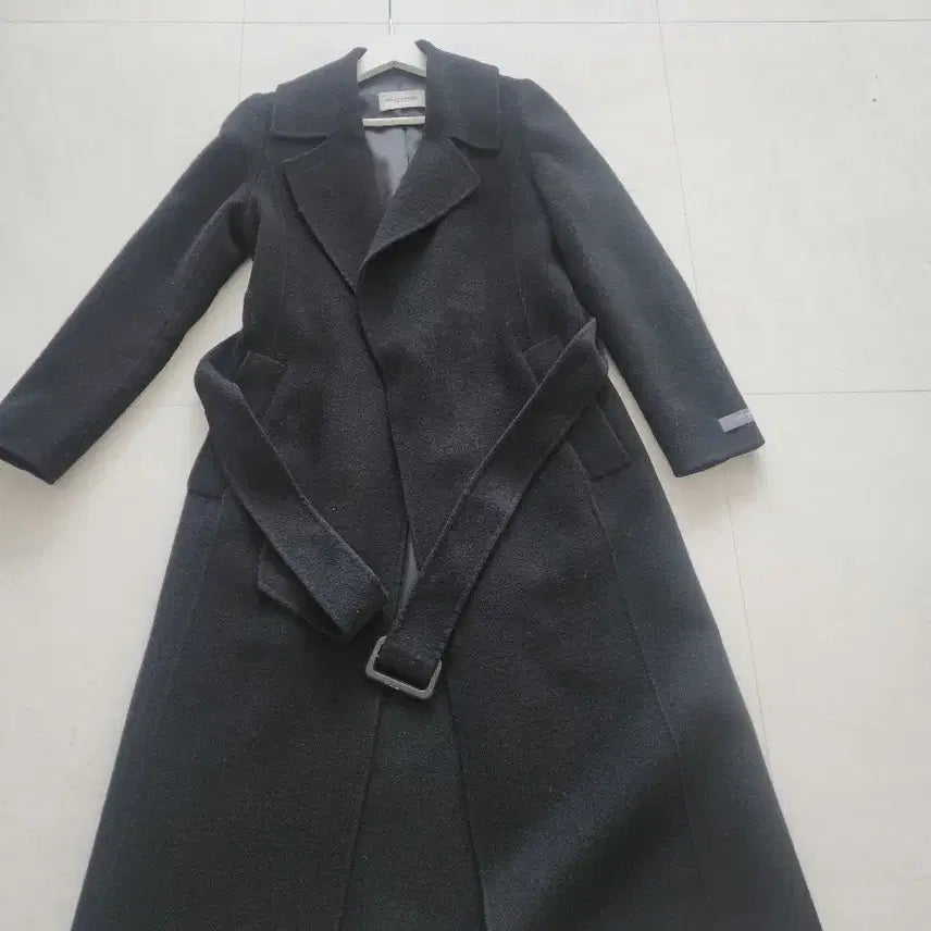 [BUNJANG] MOJO.S.PHINE Black Belt Long Coat / MOJO.S.PHINE 올블랙 벨트 롱 코트55~66