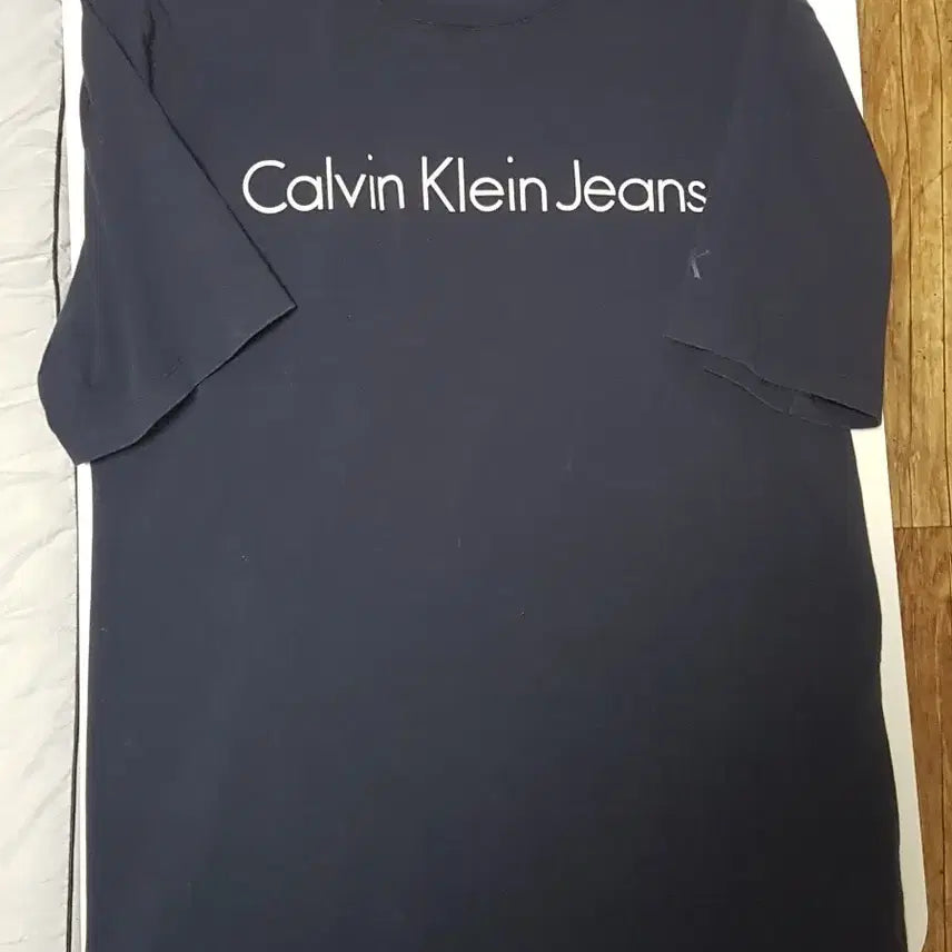 [BUNJANG] Calvin Klein Navy Short Sleeve M / 캘빈클라인 네이비반팔M