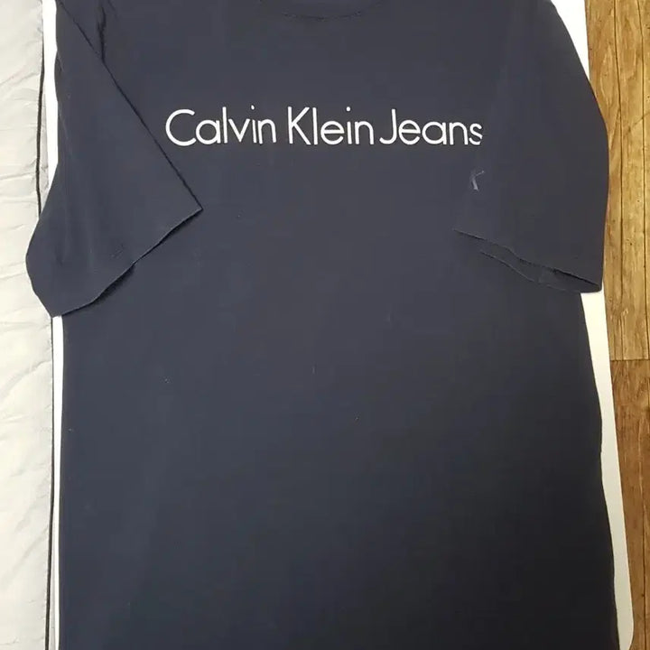 [BUNJANG] Calvin Klein Navy Short Sleeve M / 캘빈클라인 네이비반팔M
