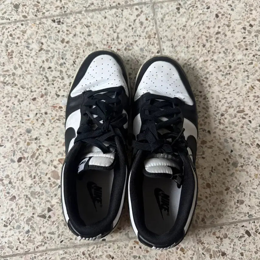 [BUNJANG] Nike Dunk Low Black/White Sneakers / 나이키 덩크 로우 블랙/화이트
