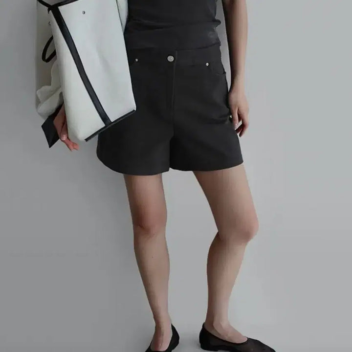 [BUNJANG] Laroom High Shorts S New / 라룸 하이쇼츠 S 새상품
