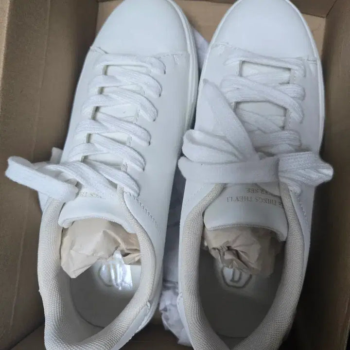 [BUNJANG] Unisex New Shoes / 남여공용 새신발입니다.